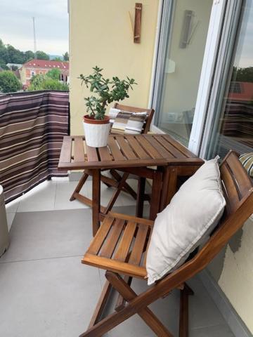 Belvarosi Apartman Keszthely Buitenkant foto